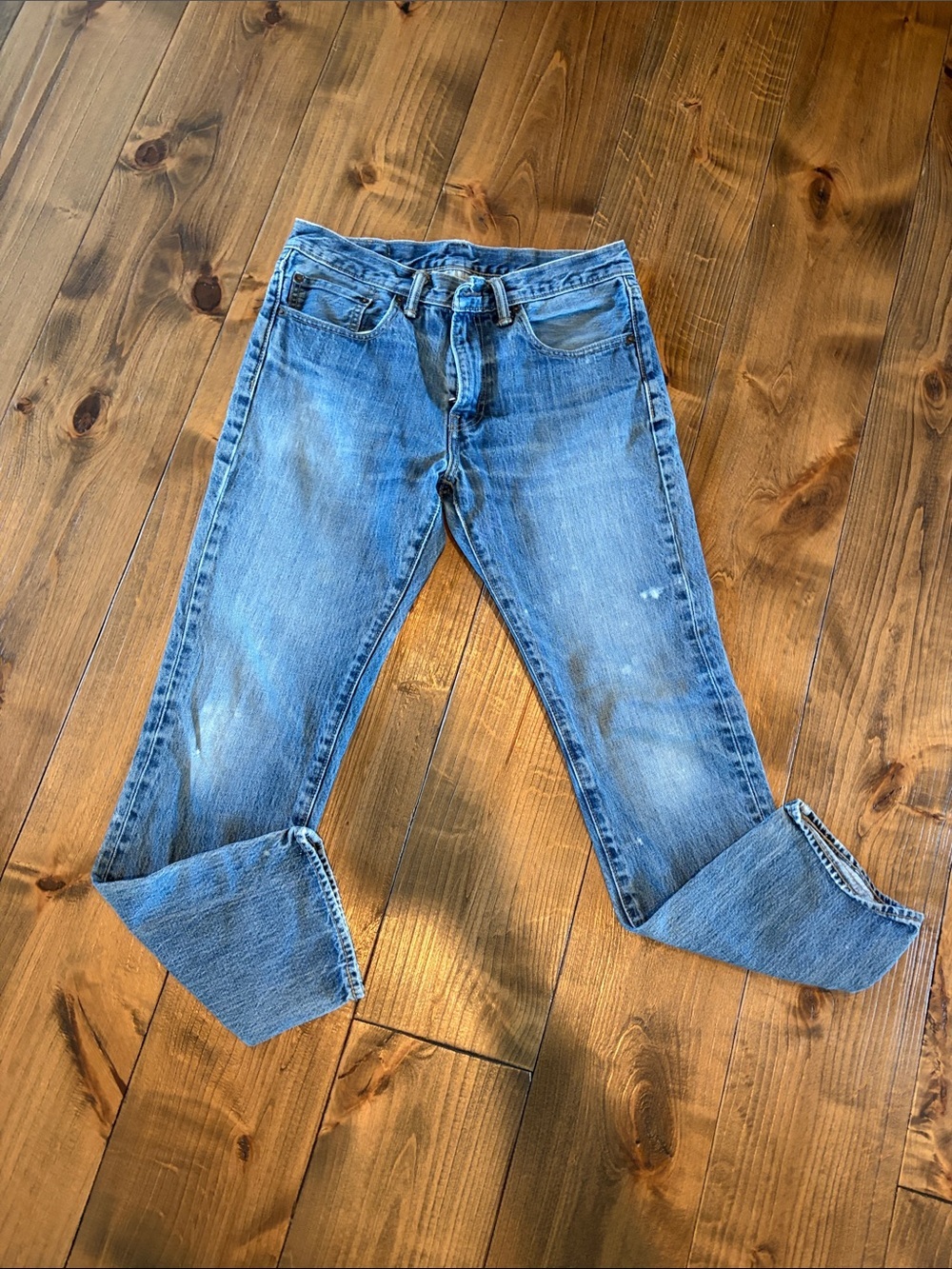 Levi's VINTAGE LOW RISE Women's Straight-Leg Jeans